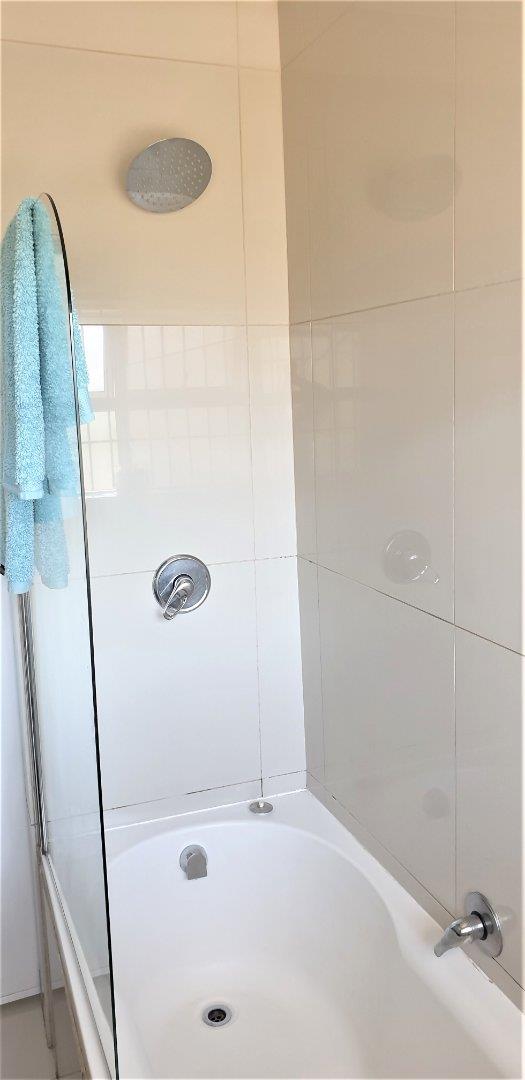2 Bedroom Property for Sale in Green Point Western Cape